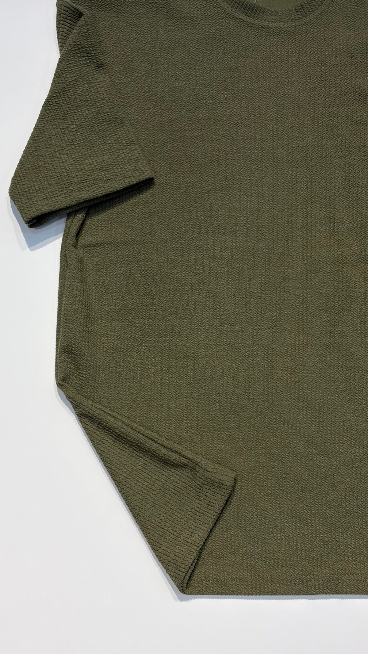 ROUND N TSHIRT