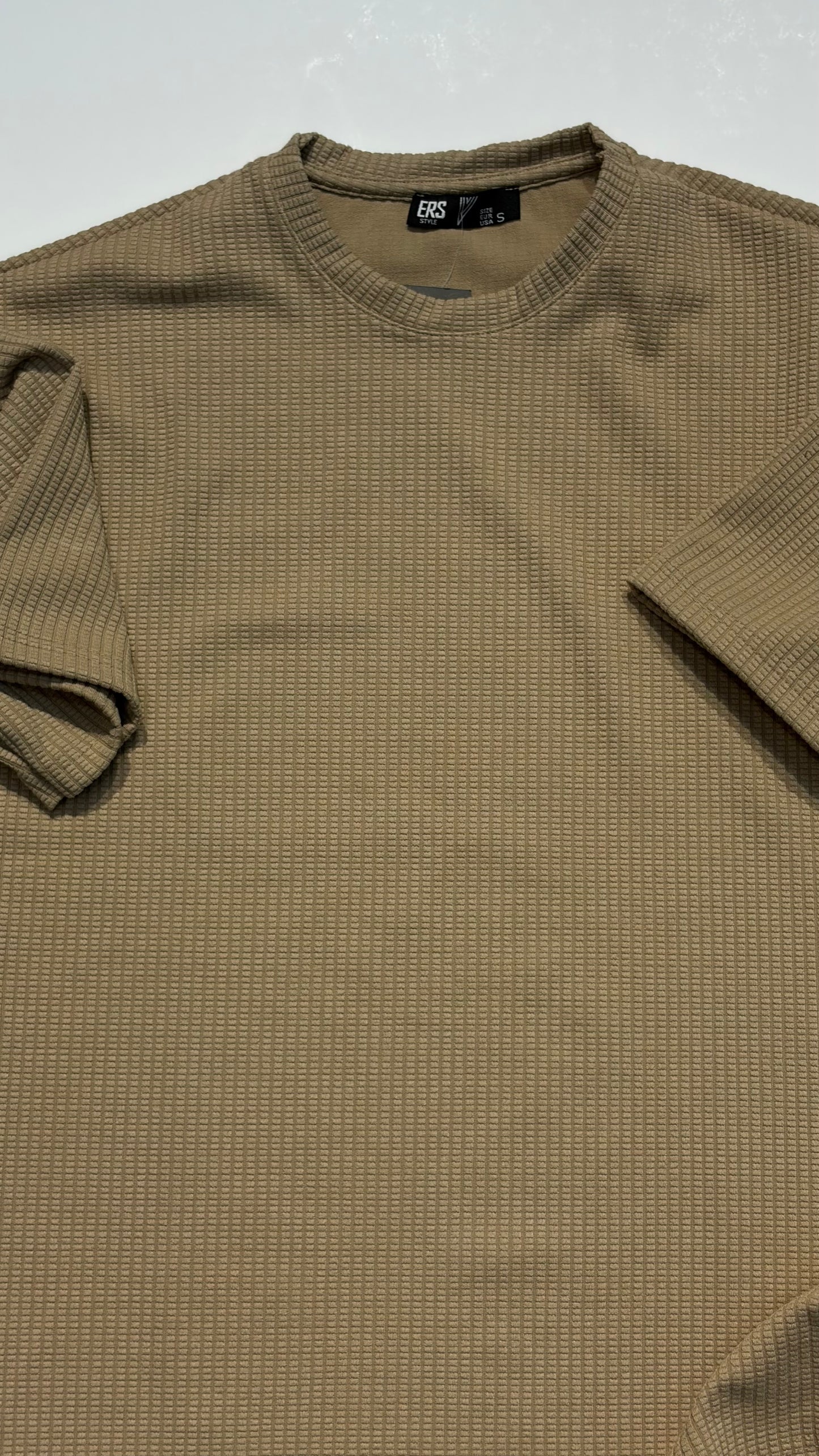 ROUND- N TSHIRT