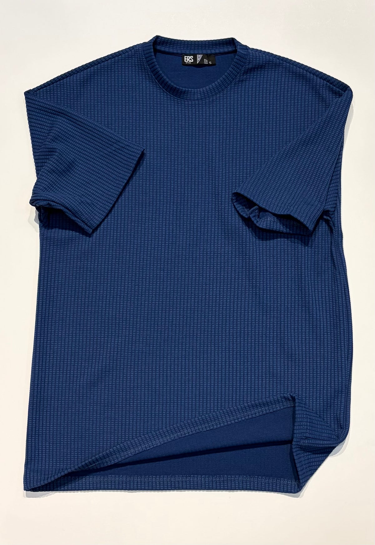 ROUND-N TSHIRT